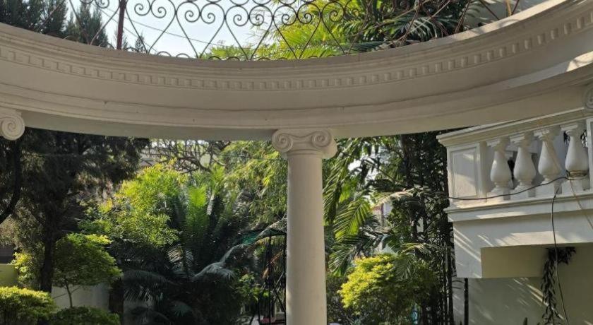 Club Denovo Hotel Butwal Eksteriør billede